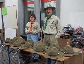 Hutverkaufsstand in Koblenz, Mai 1999